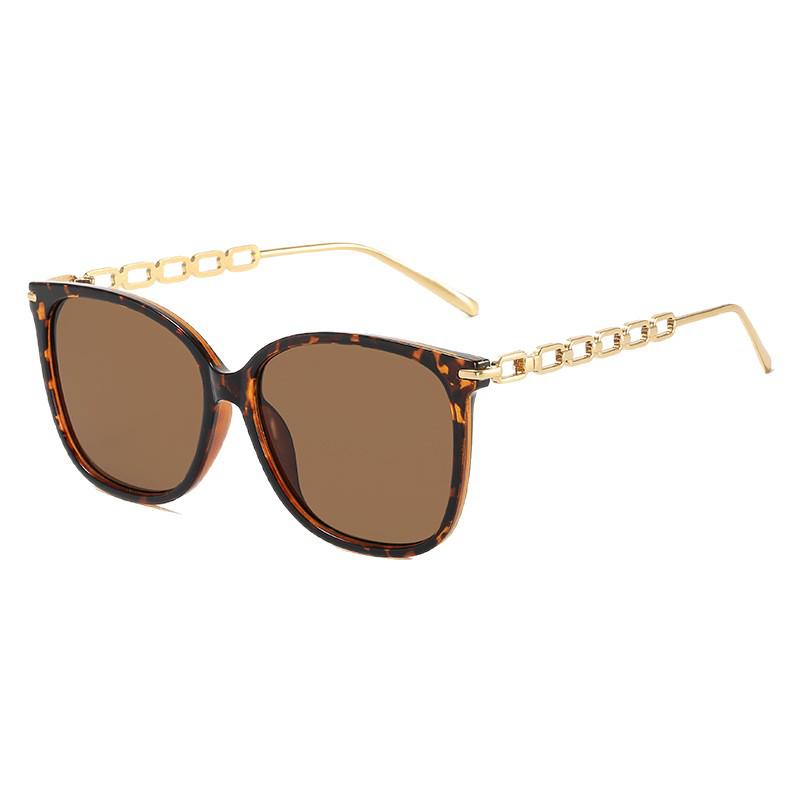 Trendy Oversized Women's Sunglasses: Fashionable Street Style UV Protection for Outdoor Travel