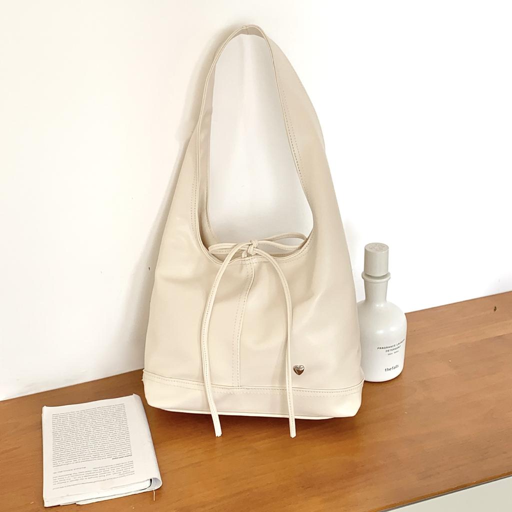 Korean Niche Commuter Women's Bag 2025 Versatile Casual Bag French Bow Tie Strap Single Shoulder Underarm Tote Bag