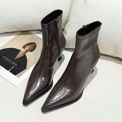 Retro spitze braune hochhackige Stiefeletten Damen dünne Absätze Frühling und Sommer 2025 neu vielseitig mittelhoch dünne Stiefel Damen Lederstiefel