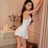 Coqueto Deseo Transparente: Conjunto Sexy de Camisola con Espalda Descubierta