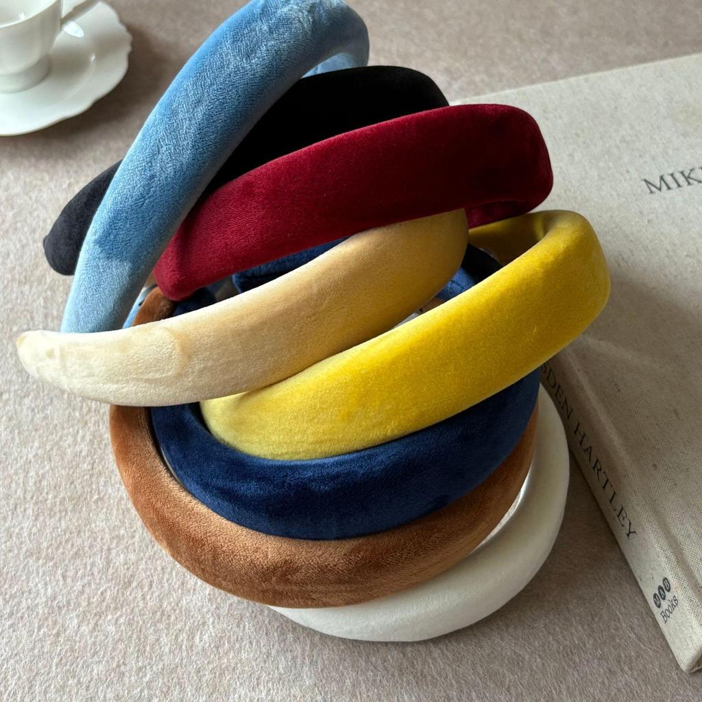 Women's Retro Soft Plush Headband - Wide-Edge, Colorful, High Skull, Solid Color Hair Accessory