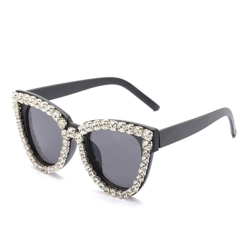 New Vintage Fashion Luxury Cat Eye Diamond Sunglasses Women Crystal Rhinestone Frame Brand Designer Sun Glasses For Female
