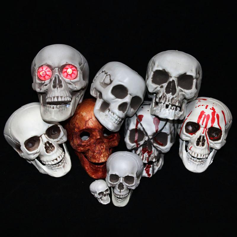 Decorazione Scena Teschio Scheletro Casa Infestata di Halloween Per Festa Spettrale
