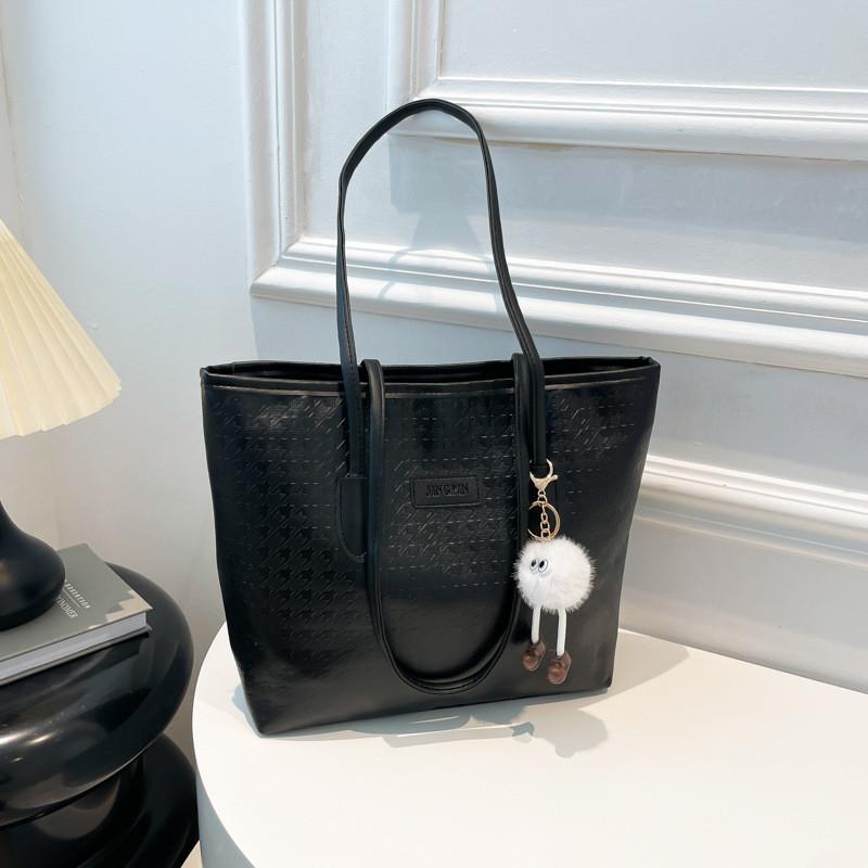 Trendy Medium-sized Pu Tote Bag For College Students With Comfortable Shoulder Strap