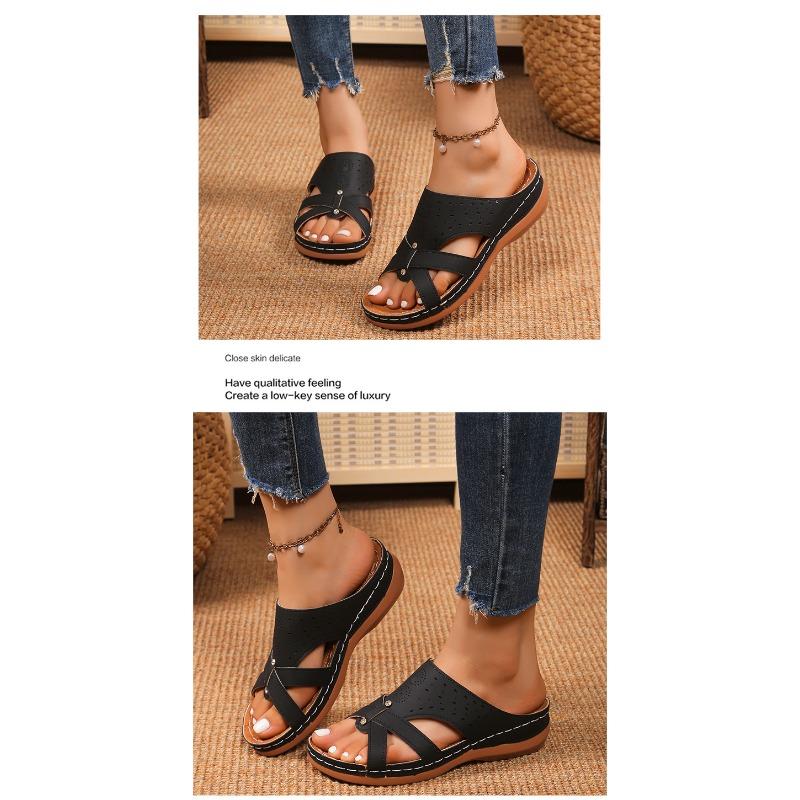 Women's Summer New Slope Heel Slippers Women's Cross I-shaped Solid Color Outerwear Beach Cool Slippers