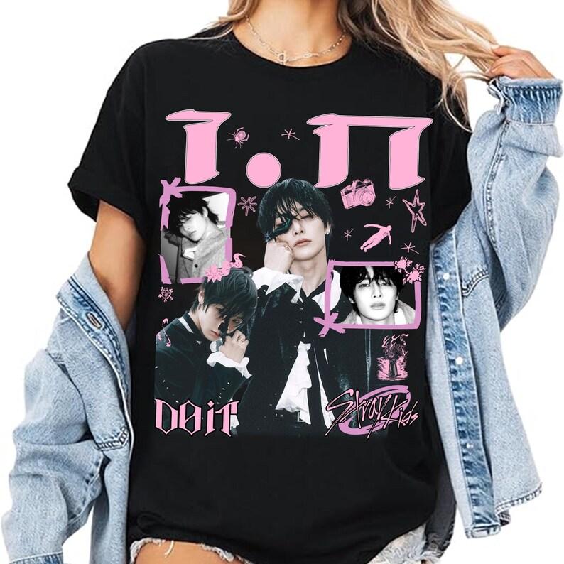 

I.N Do It Shirt, Stray Kids DO IT Album Shirt, Skz It Tape Do It Shirt, Skz Karma Album Tee, Stray Kids Dominate Tour 2026 Tee Sweater XXXL коричневий