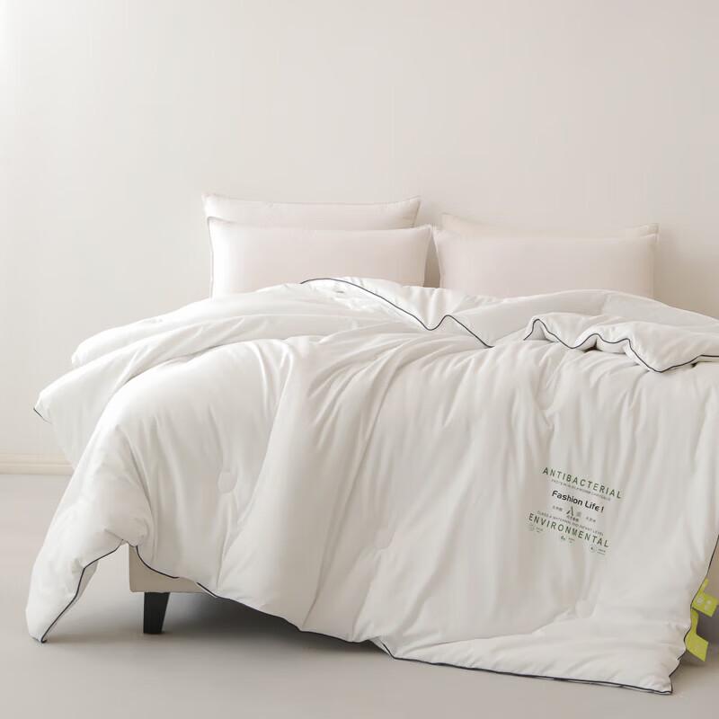 Moncaroni Silkworm Protein Antibacterial Lyocell Quilt