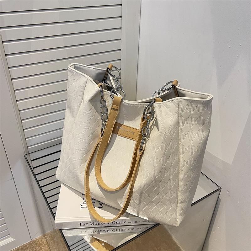 

Женская сумка большой вместимости 2025 новая, высококлассная, универсальная, модная, на плечо, сумка-тоут, классическая, для通勤, женская сумка