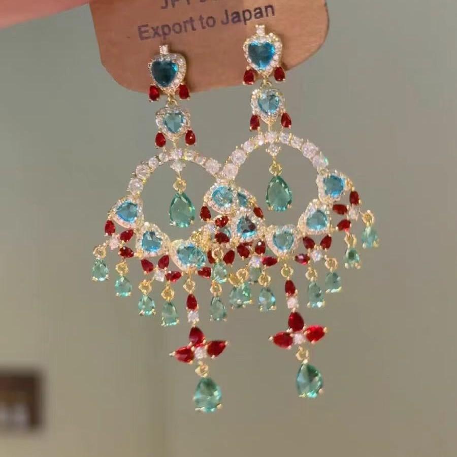 Retro Court Style Colored Flash Diamond Fringed Earrings Women's New Heavy Industry Temperament High-end Fashion Earrings