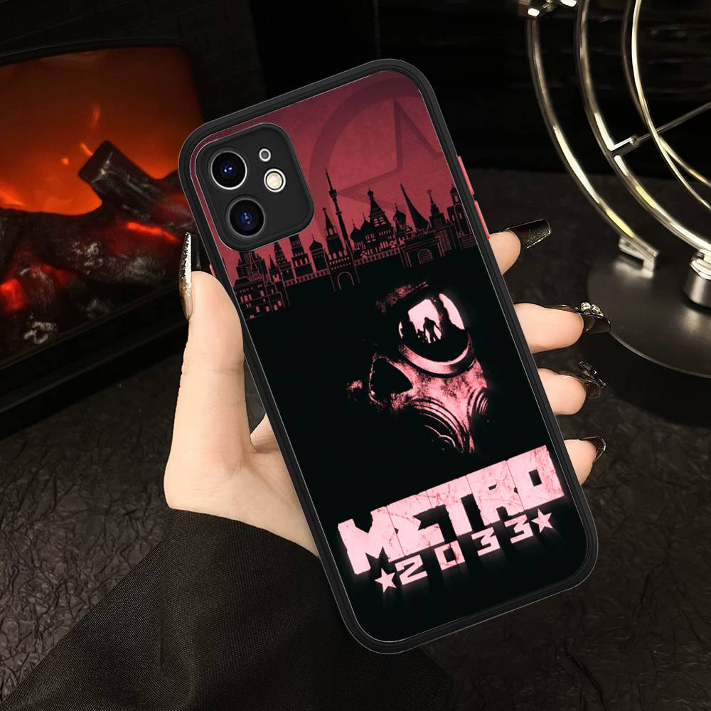 Post Apocalyptic Game Metro 2033 Phone Case For IPhone 16 15 14 Plus 15 13 12 11 Pro Max X XS MAX Matte Cover