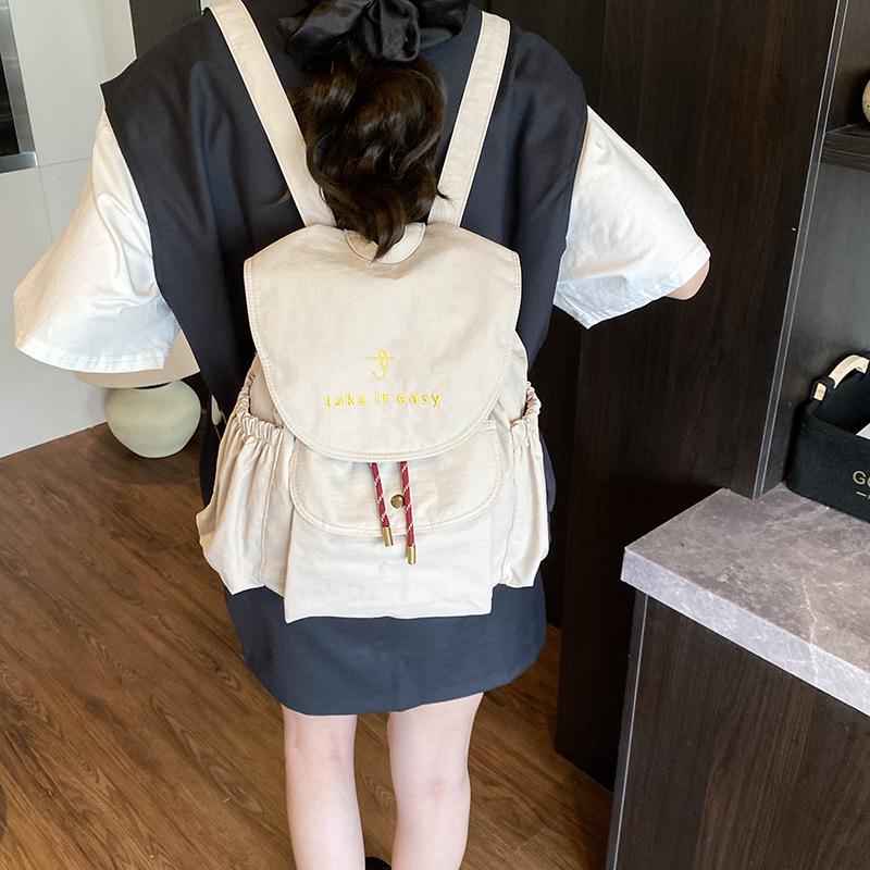 Женский легкий водонепроницаемый рюкзак в корейском стиле - тренд осени 2025 грязно-белый