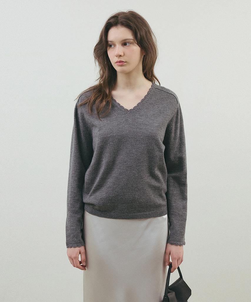 HANE Bloom Lace V-Neck Knit_Melange