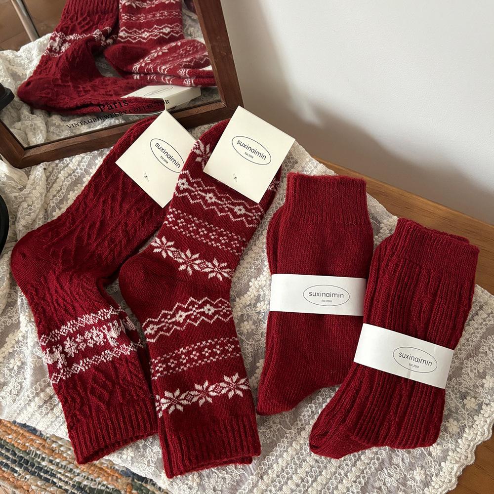 New Year's Wool Pile Socks for Autumn and Winter, Bright Red Warm Cartoon Embroidery Mid-calf Solid Color Striped Twisted Socks for Women
