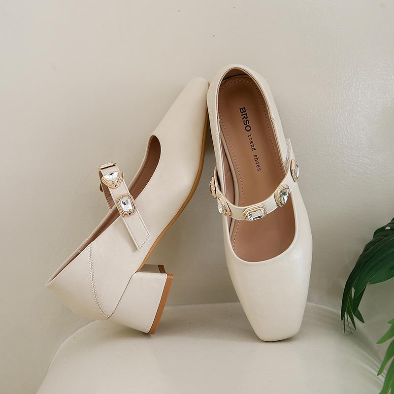 

New thick heel Mary Jane women s shoes spring and autumn new leather square head rhinestone word with middle heel single shoes 40 бежевый