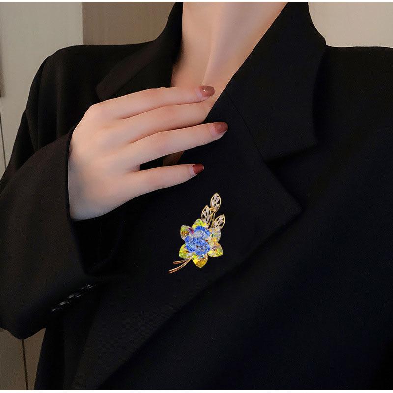Senior Brooches Flower Leaf Brooch Pins for Women Suit Pendant  Fashion Brooches Jewelry