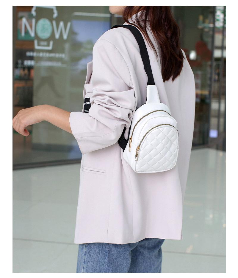 2026 Women's Textured PU Chest Bag: Fashion Diamond Lattice with Wide Shoulder Strap for Casual Wear