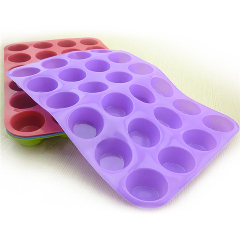 Stampo Per Muffin E Cupcake 24 Cavità: Teglia Antiaderente In Metallo, 35,5x26,5 Cm, Per Dolci, Cioccolato E Sapone