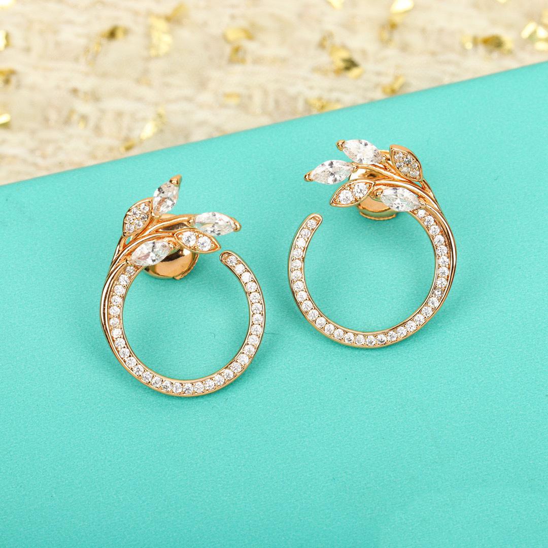 

New Trend Hot Brand Earrings Luxury Jewelry for Women Fashion Diamond Designer Eardrop Pure 925 Sterling Silver Party Ear Stud золотой