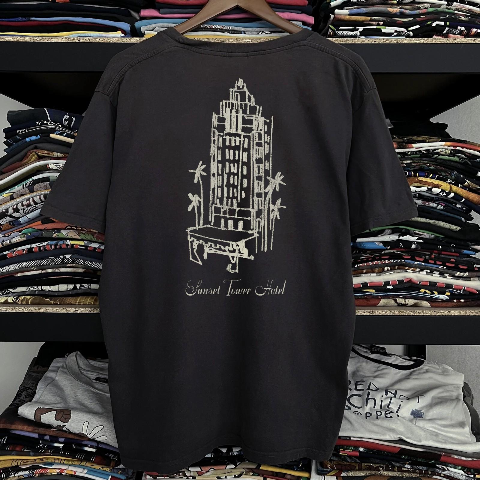 Sunset Tower Hotel Promo T-Shirt Black XXL S