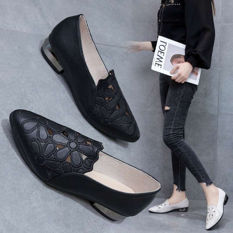 Single Shoes Female Real Soft Leather 2025 New Hollow Breathable Embroidery Four Seasons Women's Mother Shoes Thick Heel Soft Sole Work Shoes
