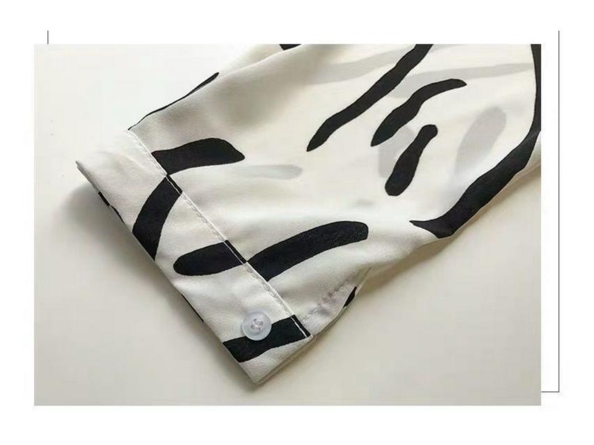 Women's Plus Size Korean Style Graffiti Print Long Sleeve Blouse