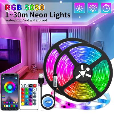 Moderní LED světelný pásek RGB Duhová barva Ovládaný mobilní aplikací Pro obývací pokoje Ložnice Bary Počítačová místnost Vnitřní světlo