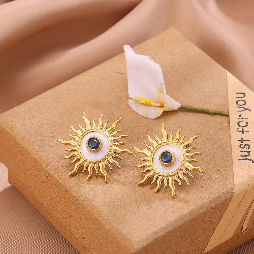 Unique Starfish Sun Stud Earrings: Trendy European-American Design for Daily Commute