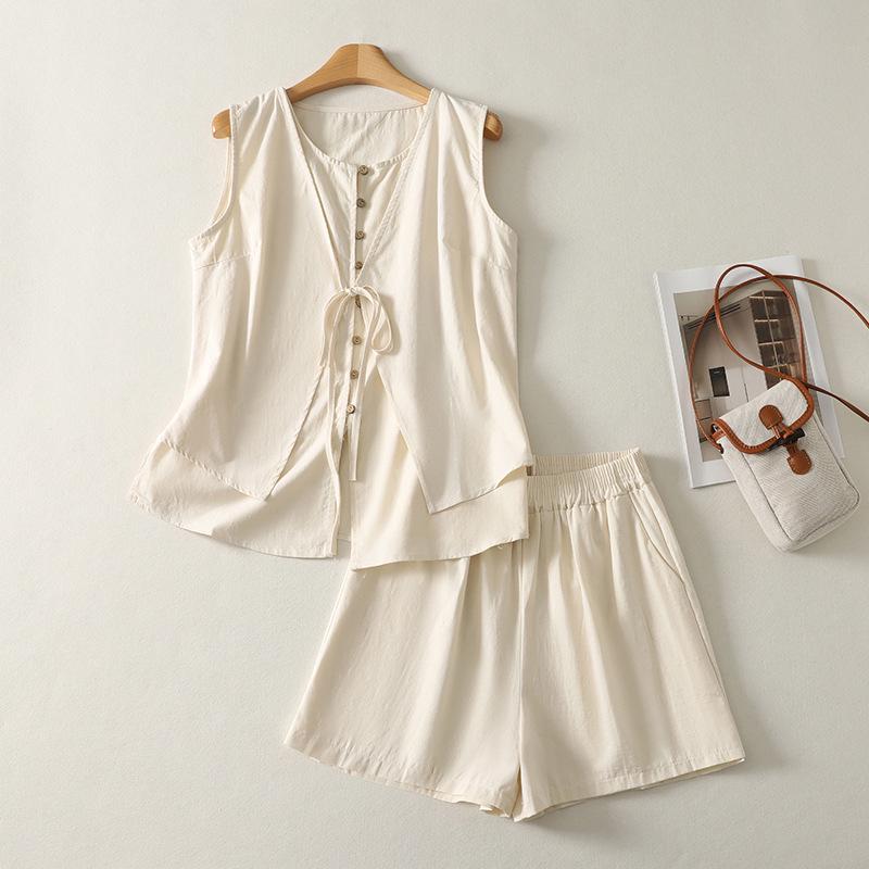Chic Summer Old Money-Style Women s Two-Piece Set: Top and Shorts Large L