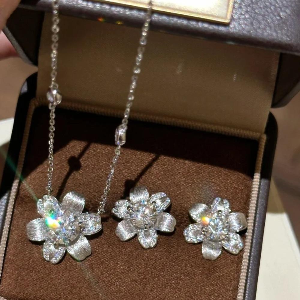 Vintage Sunflower Earrings and Necklace Set Gold Plated Full Diamond Floral Jewelry for Women Fashion Accessories