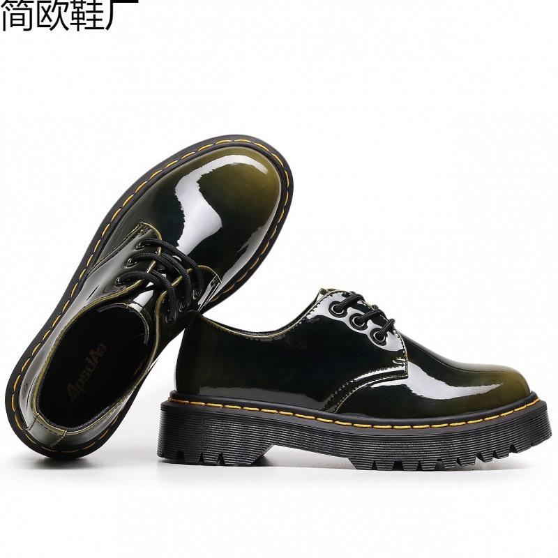 1 thick-soled hole small leather shoes female, low-top leather color-changing green round head casual student medium thick pine