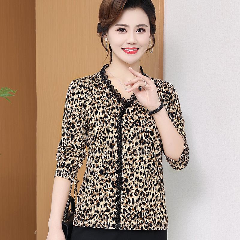 

Stylish Leopard Print Spring Top for Moms: New Base Layer for Middle-Aged & Elderly Women 2XL (suggested for 105-120 pounds)