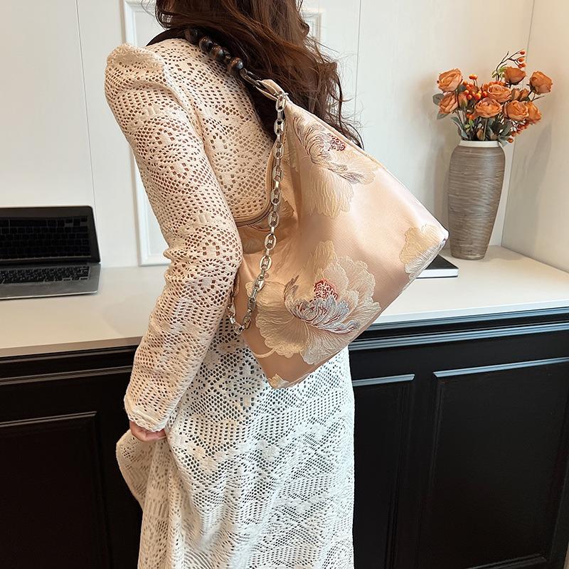 Retro bag women's new peony embroidered armpit bag beaded shoulder tote bag