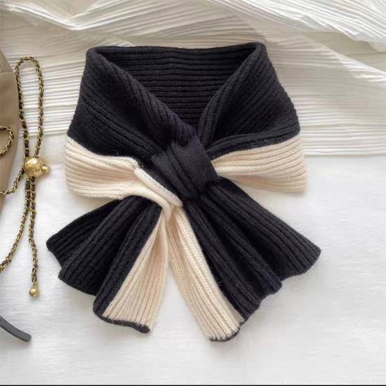 Short Women's Autumn/Winter Cross Knitted Scarf with Color blocked Versatile Winter Warmth and Lazy Neck Protection Long Scarf