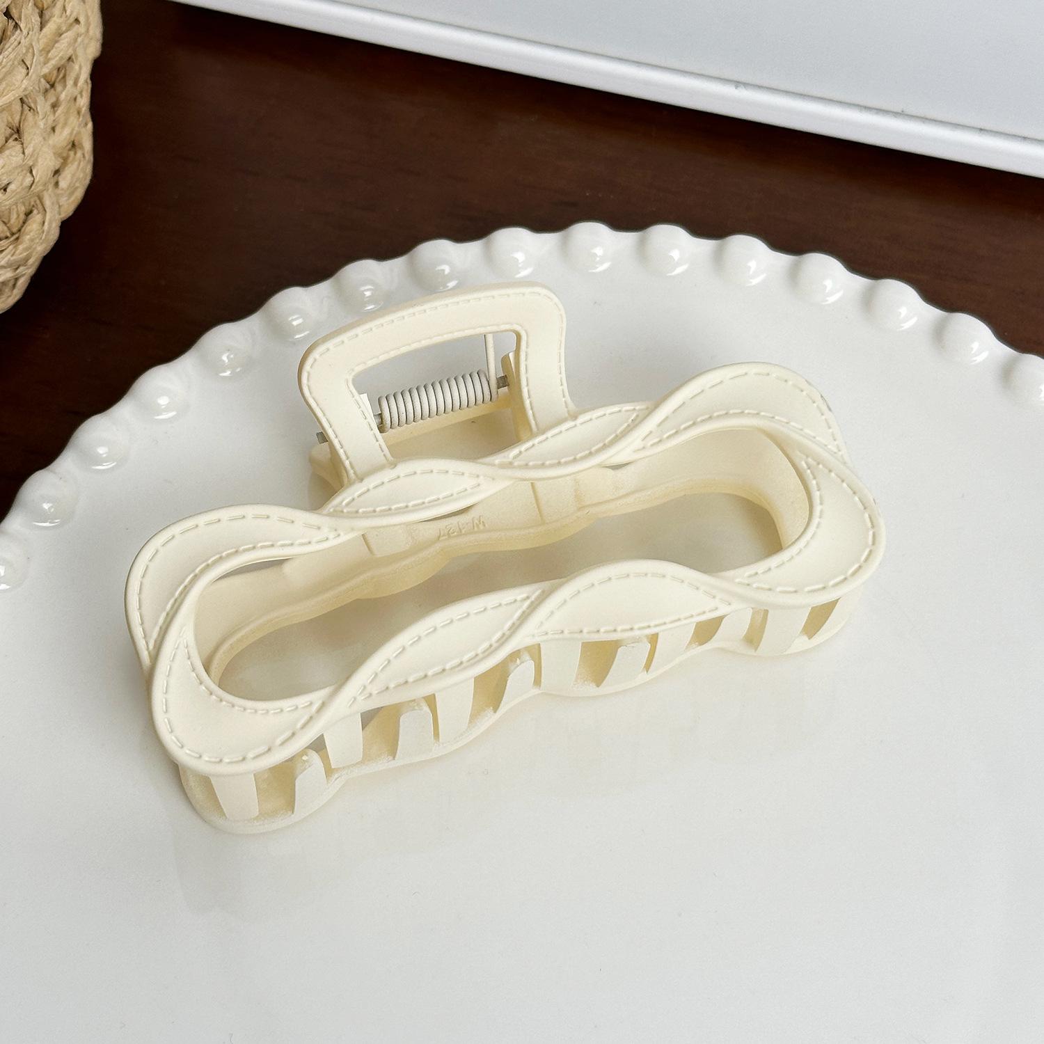 

Modern Hair Square Claw Clip For Women Crafted From Highquality Resin In Various Hues White9.7cm