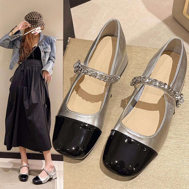 Xiaoxiangfeng Mary Jane Shoes French Square Head High Heels Fairy Style Small Leather Shoes Pearl Patent Leather Thick Heel Shallow Mouth Single Shoes