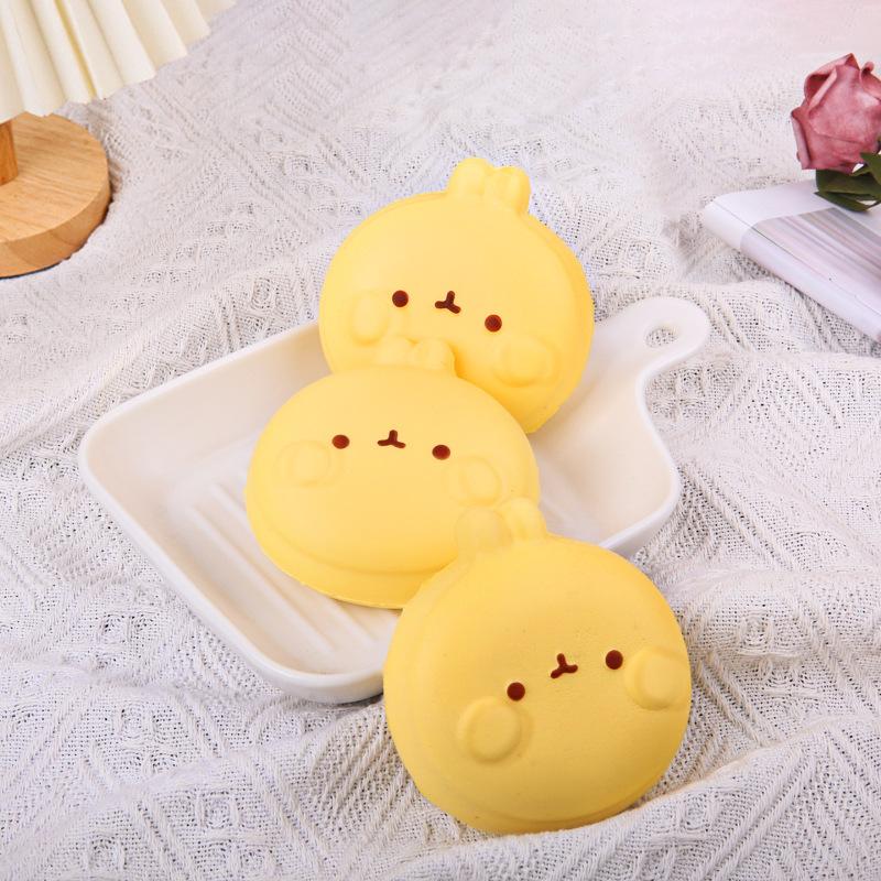 Squeeze Slow Rebound Decompression Toy Creative Simulation Cute Bunny Popular Squishy Toy Stress-relief Mochi Toy Gift
