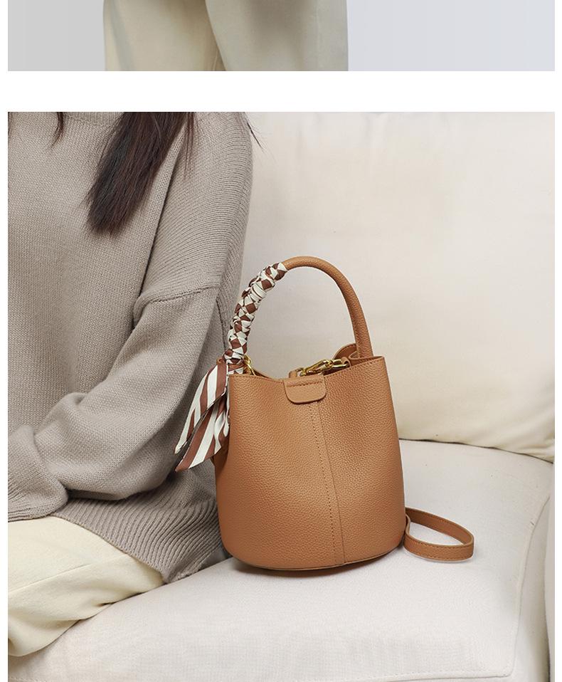 Women's Versatile Small Tote: This Year's Trendy Genuine Leather Crossbody Commuter Bucket Handbag