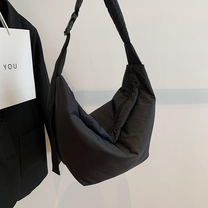 Winter Padded Messenger Bag Women'S Light Solid Color Messenger Bag Casual Down Cotton Bag Tide