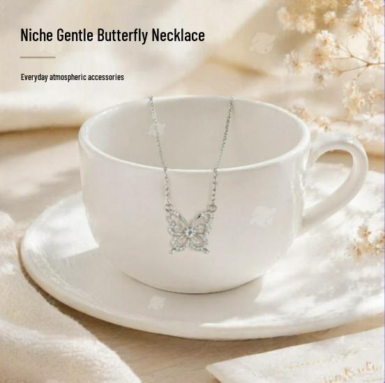Elegant Butterfly Necklace with Diamond Inlay - Trendy and Versatile Gift for Her