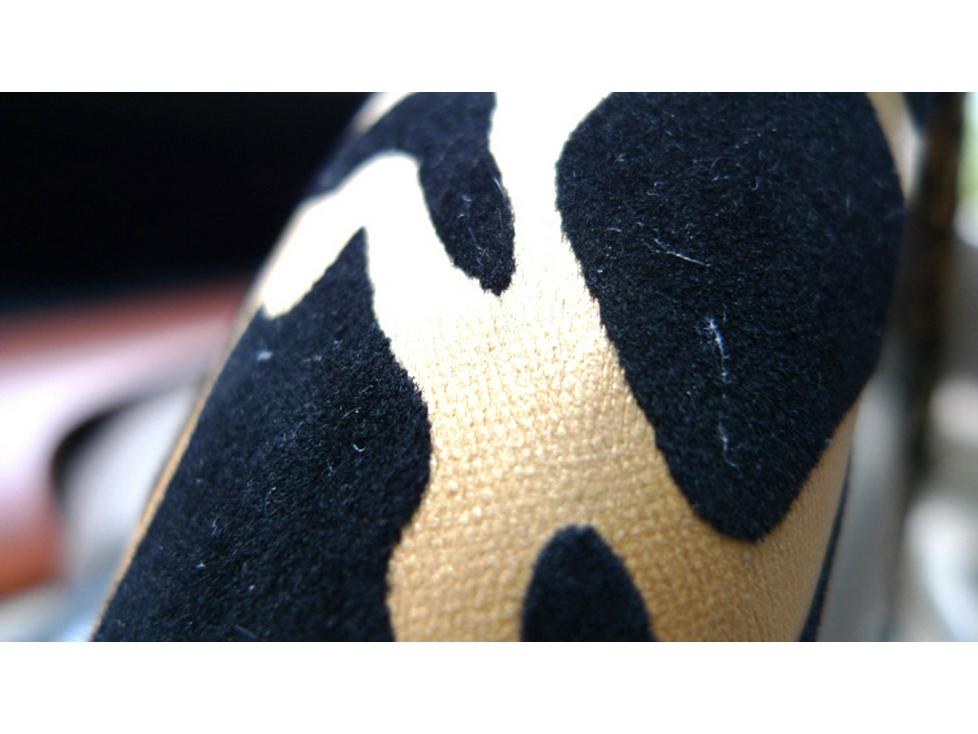 Leopard Print Car Steering Wheel Cover - Fashionable, Sporty, All-Season Interior Accessory