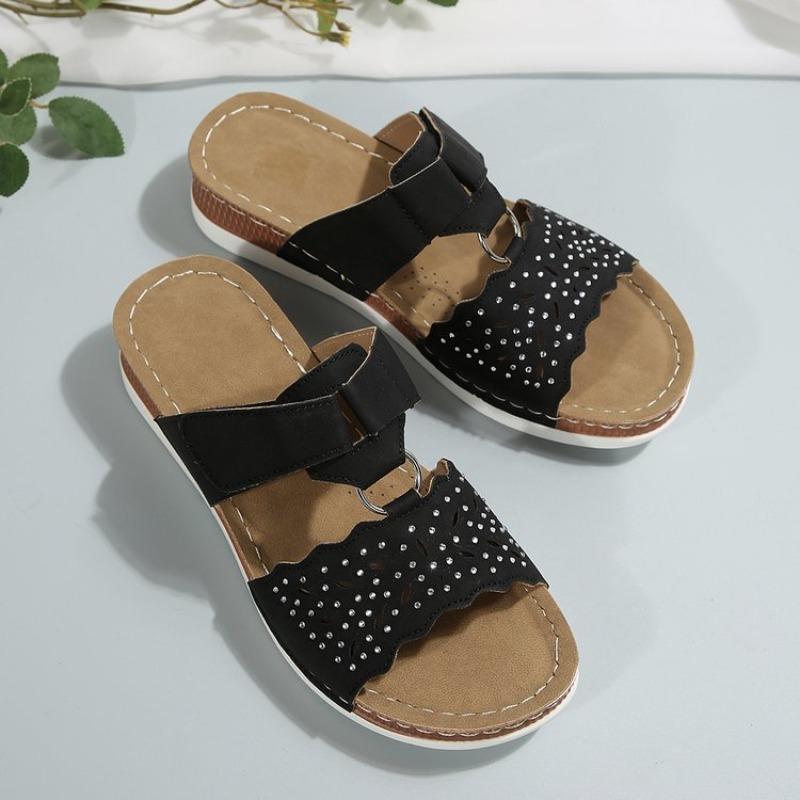 Pegged Heels Women's Anti-slip Shoes, Large Size, Open-toe Beach Sandals Devotion