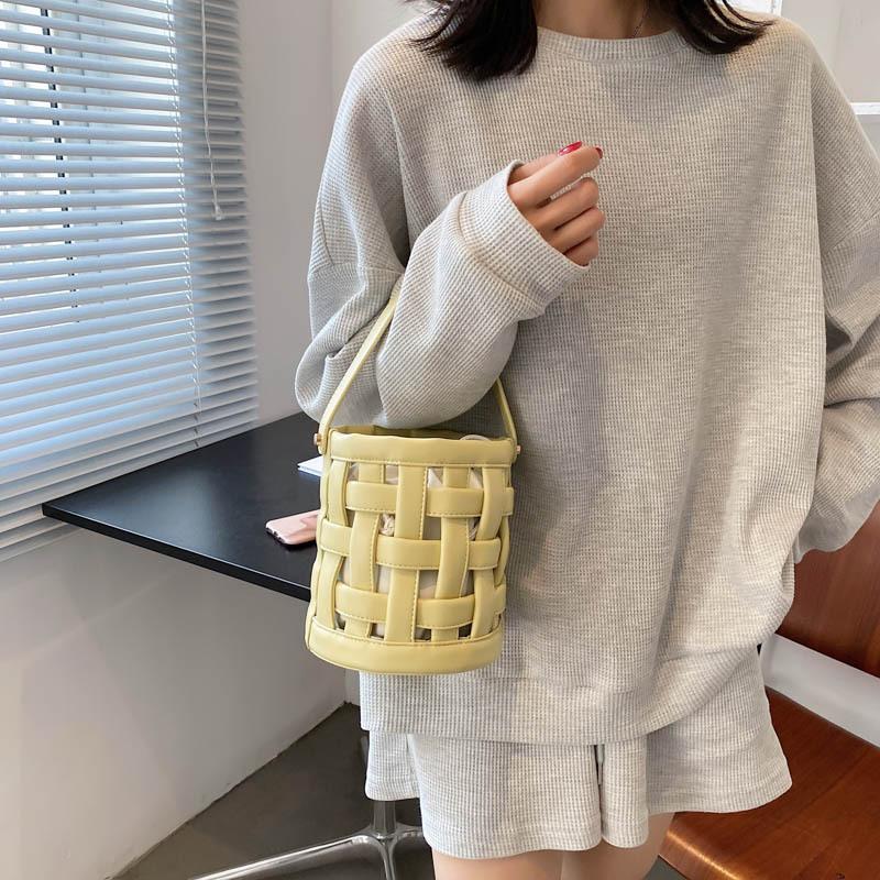 2025 Summer New Bag Women's Texture Foreign Water Bucket Bag Woven Fashion Handbag Crossbody Bag Handbag Women