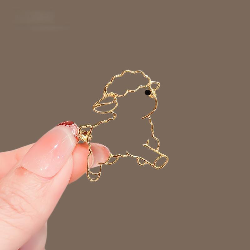 Cute Golden Hollow Sheep Brooch Cartoon Design For Jackets Scarves Bags Daily Wear Accessory