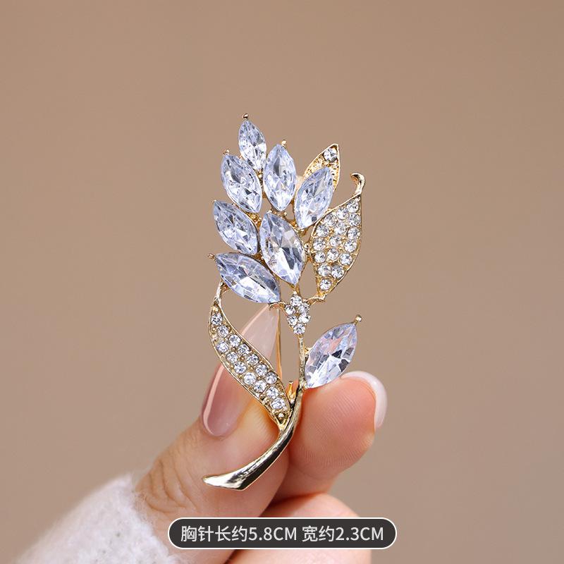 

Новая брошь из сплава колоса пшеницы, высококачественная нишевая корсажная партия, анти-свет, высококачественная булавка для пальто