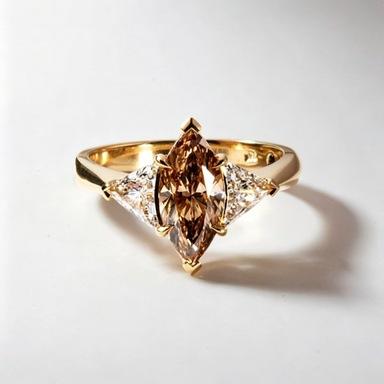 Light luxury style hot sale inlaid horse eye shape synthetic zircon women's ring gold women's ring manufacturer