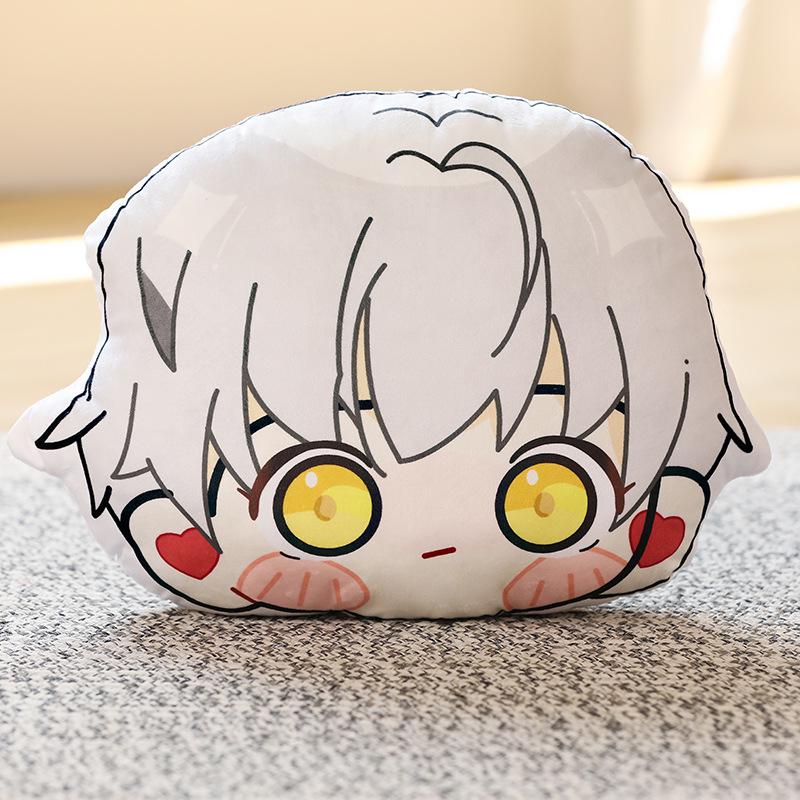 Xiao Yi Pillow & Qi Sili Pendant: Charlie Su & Lu Chen Plush Toys