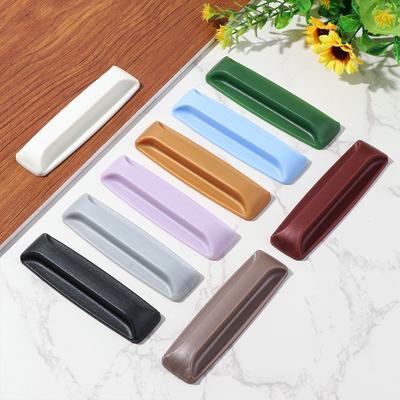 Nábytkové kování a díly – Kliky na dveře