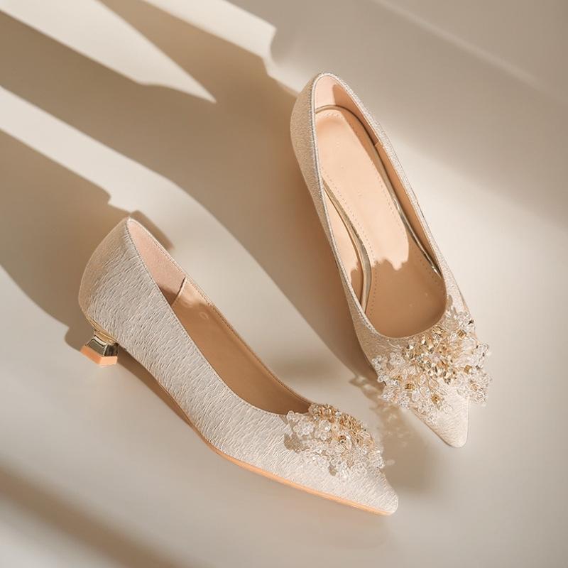 

Evening platform waterproof table small man looks tall Mary Jane single shoes women s new bridal shoes wedding shoes bridesmaid high heels 35