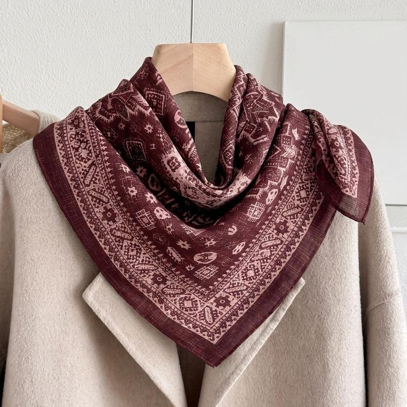 71 meters white chain cotton and linen small square scarf silk scarf women's spring and autumn winter scarf scarf high-end scarf
