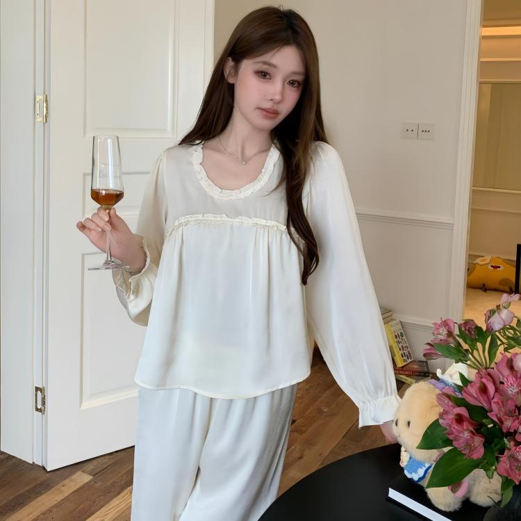 

Women s Spring-Autumn French Ice Silk Pajamas - Sweet Girly Loungewear, Long Sleeve, Thin Style, Suitable for Outdoors M
